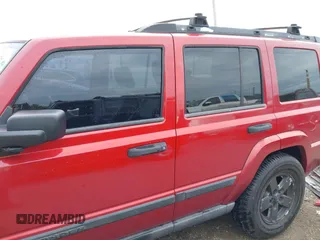 2006 Jeep Commander with VIN 1J8HG48K36C318982, listed as a IAAI auction lot 42344756 with 203,838 mi miles and . Bid and sale history available at DreamBid. Image 15.