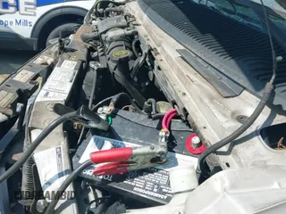 1995 Ford Econoline Cargo z VIN 1FDEE14N2SHB10390, wystawiony jako IAAI lot #42785151 z przebiegiem 177 852 mil mil oraz . Historia ofert i sprzedaży dostępna na DreamBid. Obrazek 19.