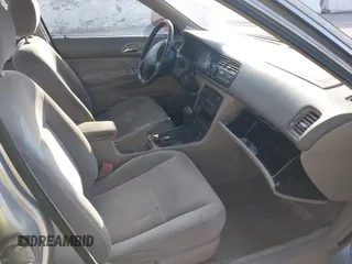 1997 Honda Accord Special Edition с VIN 1HGCD560XVA153364, выставлен на аукционе IAAI как лот 42428850 с пробегом 146 538 миль миль и . История ставок и продаж доступна на DreamBid. Изображение 5.