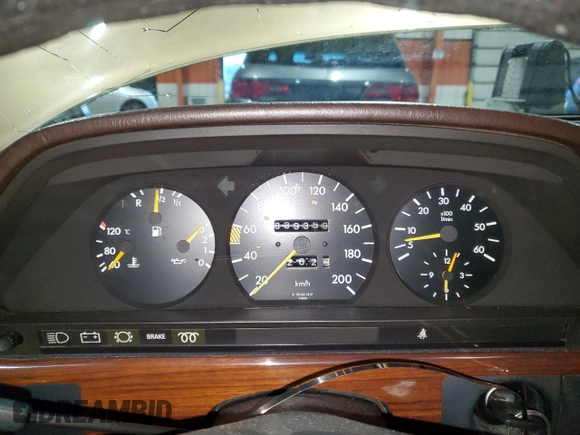 1983 Mercedes-Benz 300 SD with VIN WDBCB20AXDD045063, listed as a Copart auction lot 84673394 with 339,359 mi miles and Clean Title. Bid and sale history available at DreamBid. Image 9.