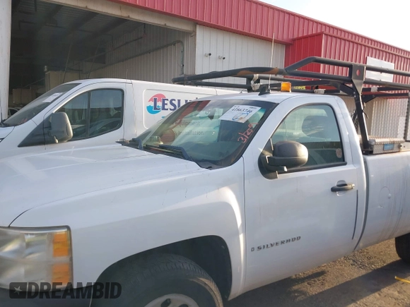 2009 Chevrolet Silverado 1500 Work Truck with VIN 1GCEK14CX9Z219485, listed as a IAAI auction lot 41863746 with 178,167 mi miles. Bid and sale history available at carsss.com. Image 14.