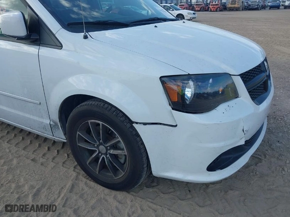 2016 Dodge Grand Caravan American Value Pkg with VIN 2C4RDGBG3GR218349, listed as a IAAI auction lot 41578385 with 130,610 mi miles. Bid and sale history available at carsss.com. Image 22.