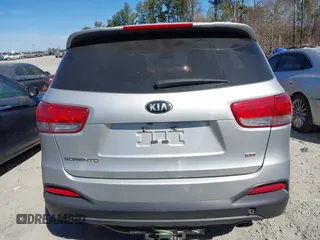 2016 Kia Sorento LX with VIN 5XYPG4A38GG022276, listed as a IAAI auction lot 41672907 with 201,417 mi miles. Bid and sale history available at carsss.com. Image 16.