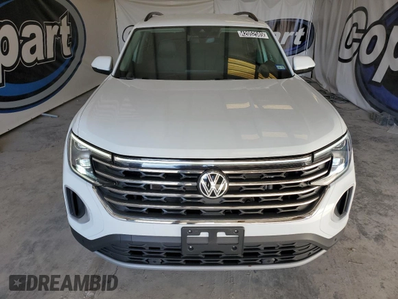 2025 Volkswagen Atlas SE with VIN 1V2HR2CA6SC502567, listed as a Copart auction lot 42052585 with 8,407 mi miles and Clean title. Bid and sale history available at DreamBid. Image 5.