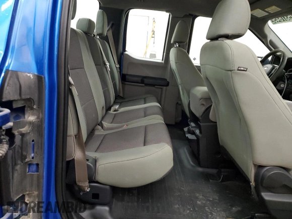 2015 Ford F-150 XL with VIN 1FTEX1CP9FKE25259, listed as a Copart auction lot 52537845 with 201,509 mi miles and Clean Title. Bid and sale history available at carsss.com. Image 10.