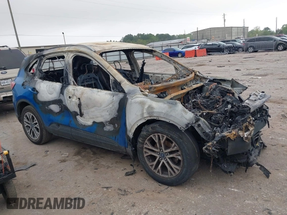 2021 Ford Escape SEL with VIN 1FMCU0H65MUA57895, listed as a IAAI auction lot 41870270 with Not provided miles and . Bid and sale history available at DreamBid. Image 1.