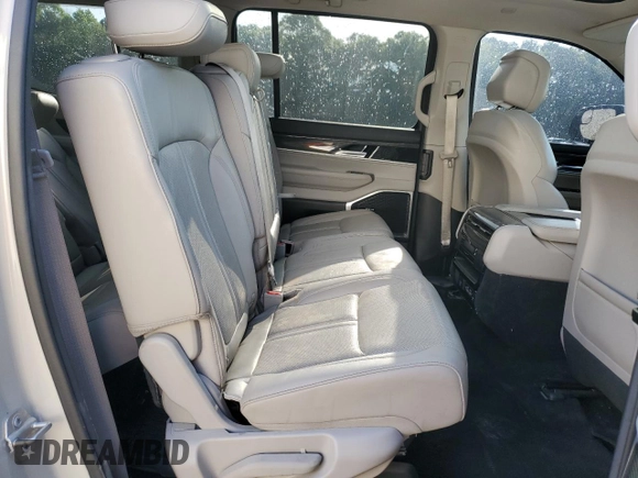 2022 Jeep Wagoneer Series II с VIN 1C4SJVBT8NS129187, выставлен на аукционе Copart как лот 53165565 с пробегом 73 078 миль миль и Списание • Salvage title. История ставок и продаж доступна на DreamBid. Изображение 11.