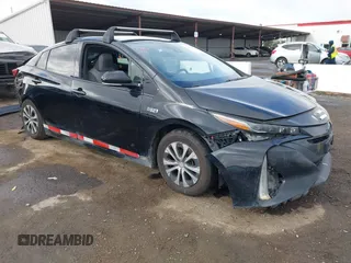 2020 Toyota Prius LE with VIN JTDKARFPXL3145838, listed as a IAAI auction lot 41936362 with 255,980 mi miles and . Bid and sale history available at DreamBid. Image 1.