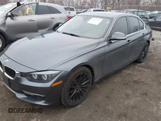 2013 BMW 3 Series 328i xDrive with VIN WBA3B5G50DNS02204, listed as a IAAI auction lot 41522572 with 1 mi miles. Bid and sale history available at carsss.com. Image 17.