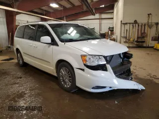 2015 Chrysler Town & Country Touring with VIN 2C4RC1BG4FR673211, listed as a Copart auction lot 51373025 with 142,501 mi miles and Clean Title. Bid and sale history available at carsss.com. Image 4.