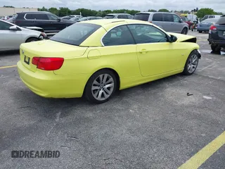 2013 BMW 3 Series 328i z VIN WBADW7C58DE731782, wystawiony jako IAAI lot #42234774 z przebiegiem 126 967 mil mil oraz . Historia ofert i sprzedaży dostępna na DreamBid. Obrazek 4.