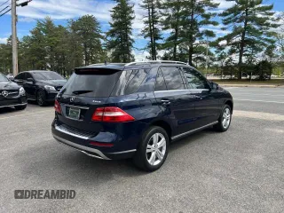 2015 Mercedes-Benz M 350 z VIN 4JGDA5HB6FA561514, wystawiony jako Copart lot #60939575 z przebiegiem 197 603 mil mil oraz Czysty tytuł • Clean title. Historia ofert i sprzedaży dostępna na DreamBid. Obrazek 4.
