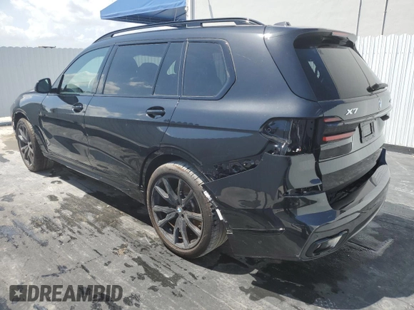 2024 BMW X7 xDrive40i with VIN 5UX23EM08R9V96201, listed as a Copart auction lot 44180435 with 6,809 mi miles and Salvage Title. Bid and sale history available at carsss.com. Image 2.