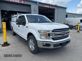 2019 Ford F-150 z VIN 1FTFX1C4XKKE10533, wystawiony jako IAAI lot #42843481 z przebiegiem 52 694 mil mil oraz . Historia ofert i sprzedaży dostępna na DreamBid. Obrazek 10.
