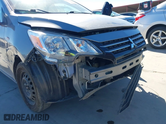 2021 Mitsubishi Mirage ES z VIN ML32AUHJ5MH012925, wystawiony jako IAAI lot #40912982 z przebiegiem 33 912 mil mil oraz . Historia ofert i sprzedaży dostępna na DreamBid. Obrazek 18.
