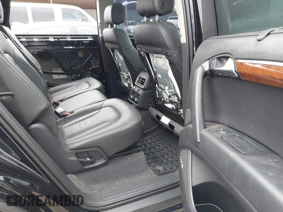 2015 Audi Q7 3.0T Premium Plus with VIN WA1LGAFE8FD003175, listed as a IAAI auction lot 41905968 with 112,275 mi miles. Bid and sale history available at carsss.com. Image 8.