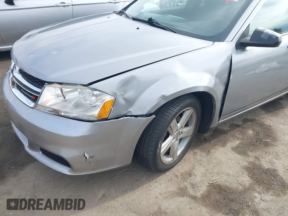 2013 Dodge Avenger SE with VIN 1C3CDZABXDN645208, listed as a IAAI auction lot 41187722 with 81,508 mi miles and . Bid and sale history available at carsss.com. Image 6.