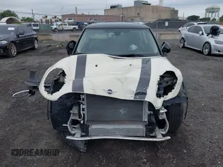 2019 MINI Hardtop Cooper with VIN WMWXP5C58K2H29952, listed as a IAAI auction lot 42745899 with Not provided miles and . Bid and sale history available at DreamBid. Image 6.
