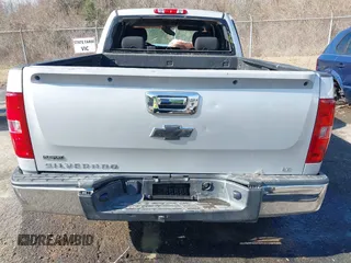 2010 Chevrolet Silverado 1500 LT with VIN 1GCSCSE04AZ116383, listed as a IAAI auction lot 41508799 with 168,530 mi miles and . Bid and sale history available at DreamBid. Image 8.