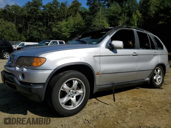 2001 BMW X5 4.4i with VIN WBAFB33581LH13564, listed as a Copart auction lot 74357004 with 0 mi miles and Salvage Title. Bid and sale history available at carsss.com. Image 1.