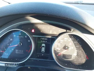 2014 Audi Q7 3.0T Premium with VIN WA1CGAFE4ED012180, listed as a IAAI auction lot 41134033 with 136,002 mi miles. Bid and sale history available at carsss.com. Image 7.