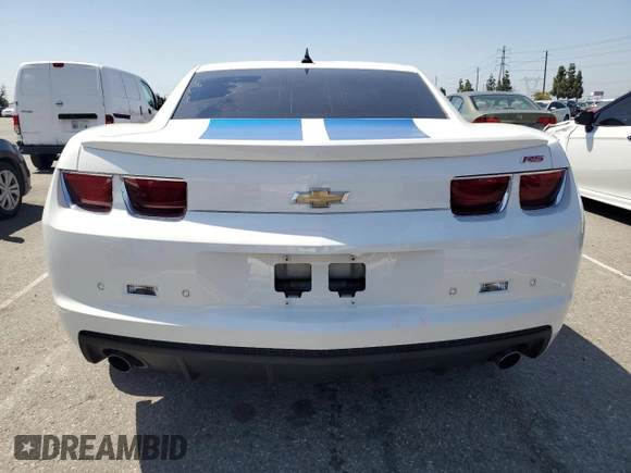 2011 Chevrolet Camaro 1LT with VIN 2G1FB1ED2B9129123, listed as a Copart auction lot 57298145 with 28,020 mi miles and Salvage title. Bid and sale history available at DreamBid. Image 6.