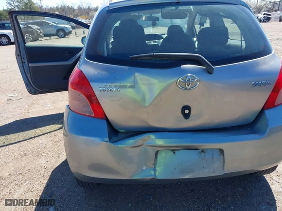 2007 Toyota Yaris with VIN JTDJT923875124537, listed as a IAAI auction lot 41768716 with 281,065 mi miles. Bid and sale history available at carsss.com. Image 6.