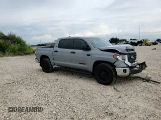 2021 Toyota Tundra 2WD SR5 with VIN 5TFEY5F15MX298411, listed as a Copart auction lot 63907684 with 139,487 mi miles and Salvage Title. Bid and sale history available at carsss.com. Image 10.