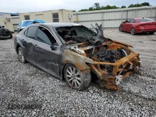 2018 Toyota Camry LE с VIN 4T1B11HK6JU573623, выставлен на аукционе Copart как лот 61994865 с пробегом Не указан миль и Списание • Salvage title. История ставок и продаж доступна на DreamBid. Изображение 4.