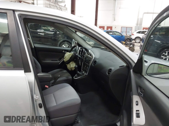 2007 Toyota Matrix STD z VIN 2T1KR32EX7C627328, wystawiony jako IAAI lot #42087497 z przebiegiem 66 817 mil mil oraz . Historia ofert i sprzedaży dostępna na DreamBid. Obrazek 5.