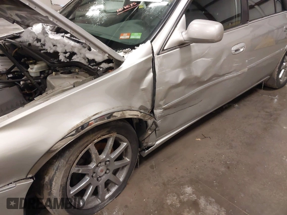 2007 Cadillac DTS Performance with VIN 1G6KD579X7U136107, listed as a IAAI auction lot 41585782 with 168,363 mi miles and . Bid and sale history available at DreamBid. Image 6.