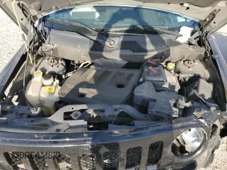 2015 Jeep Patriot Latitude with VIN 1C4NJPFB4FD298011, listed as a Copart auction lot 52152845 with 95,101 mi miles and Salvage Title. Bid and sale history available at DreamBid. Image 13.