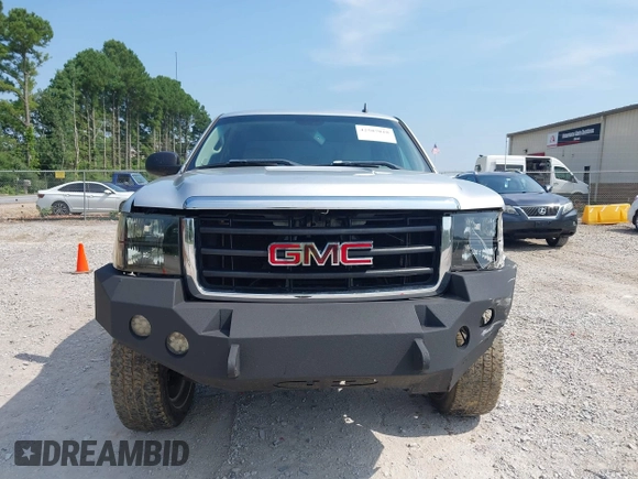 2011 GMC Sierra 1500 SLE with VIN 3GTP2VE39BG298569, listed as a IAAI auction lot 42587010 with 220,806 mi miles and . Bid and sale history available at DreamBid. Image 12.