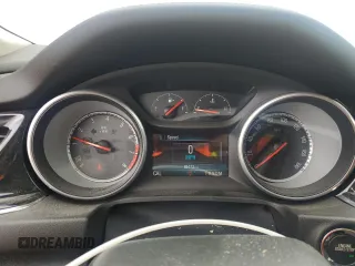 2018 Buick Regal Essence с VIN W04GP6SX8J1086932, выставлен на аукционе Copart как лот 54824185 с пробегом 69 473 миль миль и Списание • Salvage title. История ставок и продаж доступна на DreamBid. Изображение 9.