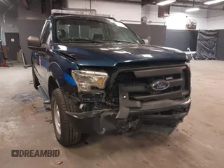 2017 Ford F-150 XL z VIN 1FTMF1E83HKD76762, wystawiony jako IAAI lot #41445214 z przebiegiem 35 101 mil mil oraz . Historia ofert i sprzedaży dostępna na DreamBid. Obrazek 6.