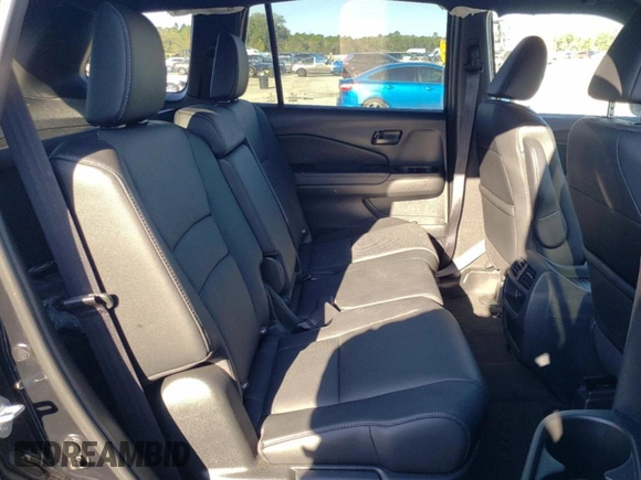 2022 Honda Passport EX-L z VIN 5FNYF7H57NB006655, wystawiony jako Copart lot #48693295 z przebiegiem 38 579 mil mil oraz Szkoda całkowita • Salvage title. Historia ofert i sprzedaży dostępna na DreamBid. Obrazek 12.