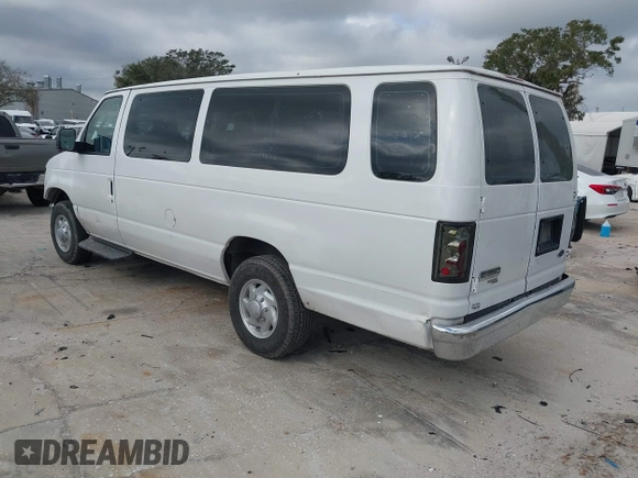2008 Ford Econoline Passenger XL with VIN 1FBSS31L08DB31287, listed as a IAAI auction lot 41443002 with 556,596 mi miles and . Bid and sale history available at DreamBid. Image 3.