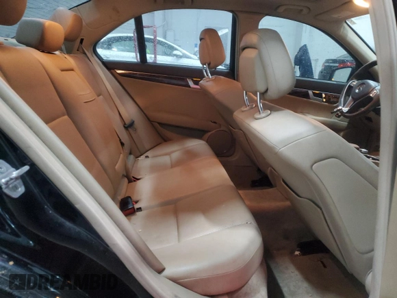 2012 Mercedes-Benz C 300 Sport with VIN WDDGF8BB3CR225609, listed as a Copart auction lot 57997535 with 171,290 mi miles and Clean title. Bid and sale history available at DreamBid. Image 10.