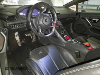 2015 Lamborghini Huracan z VIN ZHWUC1ZF7FLA00665, wystawiony jako Copart lot #78672804 z przebiegiem 94 831 mil mil oraz Szkody całkowita. Historia ofert i sprzedaży dostępna na DreamBid. Obrazek 8.