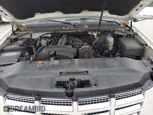 2011 Cadillac Escalade ESV Premium with VIN 1GYS4JEF4BR176204, listed as a Copart auction lot 84543284 with 236,317 mi miles and Clean title. Bid and sale history available at DreamBid. Image 12.