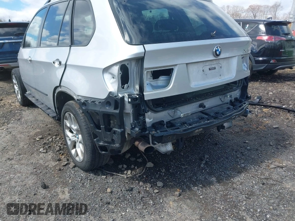 2012 BMW X5 35i с VIN 5UXZV4C56CL986384, выставлен на аукционе IAAI как лот 41986665 с пробегом Не указан миль и . История ставок и продаж доступна на DreamBid. Изображение 18.
