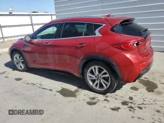 2017 Infiniti QX30 Premium z VIN SJKCH5CP5HA036085, wystawiony jako Copart lot #51936665 z przebiegiem 74 876 mil mil oraz Tytuł czysty. Historia ofert i sprzedaży dostępna na DreamBid. Obrazek 2.