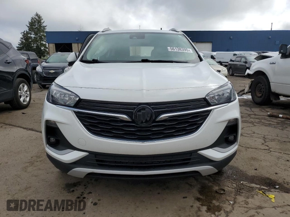 2021 Buick Encore GX Select z VIN KL4MMDSL4MB113927, wystawiony jako Copart lot #56138395 z przebiegiem 39 208 mil mil oraz Nie do naprawy • Non repairable. Historia ofert i sprzedaży dostępna na DreamBid. Obrazek 5.