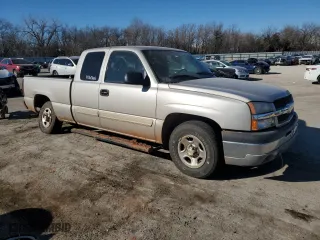 2004 Chevrolet Silverado 1500 Work Truck with VIN 2GCEC19V041408610, listed as a Copart auction lot 88245275 with 64,352 mi miles and Salvage Title. Bid and sale history available at carsss.com. Image 4.