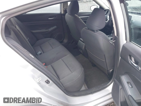 2022 Nissan Altima 2.5 SV with VIN 1N4BL4DV9NN306854, listed as a IAAI auction lot 41593305 with 63,346 mi miles. Bid and sale history available at carsss.com. Image 8.