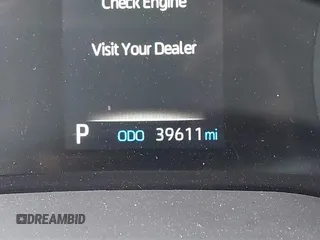 2022 Toyota Sienna XLE z VIN 5TDJRKEC8NS135921, wystawiony jako IAAI lot #42124395 z przebiegiem 39 611 mil mil oraz . Historia ofert i sprzedaży dostępna na DreamBid. Obrazek 15.