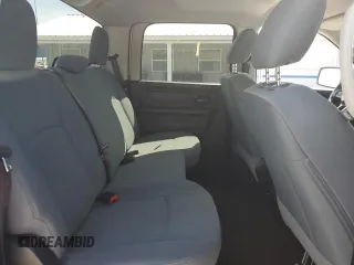 2019 Ram 1500 Tradesman z VIN 3C6RR6KG7KG730262, wystawiony jako Copart lot #52874995 z przebiegiem 78 792 mil mil oraz Szkoda całkowita • Salvage title. Historia ofert i sprzedaży dostępna na DreamBid. Obrazek 10.