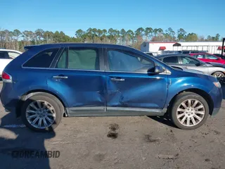 2012 Lincoln MKX with VIN 2LMDJ6JK5CBL11685, listed as a IAAI auction lot 41698099 with 155,266 mi miles. Bid and sale history available at carsss.com. Image 13.