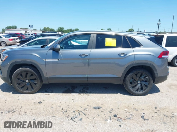 2024 Volkswagen Atlas SE z VIN 1V2JE2CA2RC217260, wystawiony jako IAAI lot #42178259 z przebiegiem 30 640 mil mil oraz . Historia ofert i sprzedaży dostępna na DreamBid. Obrazek 14.