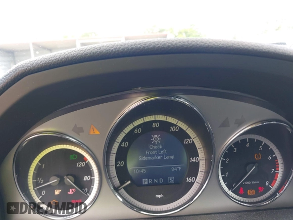2009 Mercedes-Benz C 300 Sport with VIN WDDGF54X79F213237, listed as a IAAI auction lot 42452354 with 179,571 mi miles and . Bid and sale history available at DreamBid. Image 7.